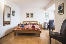 Muza Garni Hotel