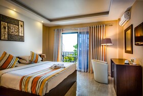 Country Lodge Complex