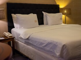 Country Lodge Complex