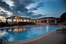 Country Lodge Complex