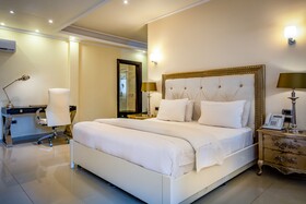 Country Lodge Complex