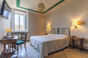 Hotel Titano