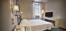 Hotel Titano