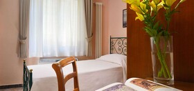 Hotel Titano