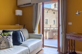 Hotel Titano