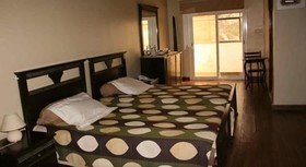 Gùru Hotel