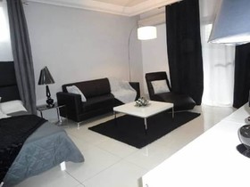 Villa French Luxe