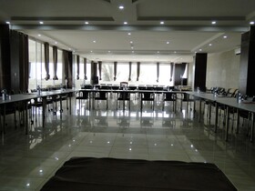 Iris Hotel