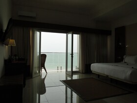 Iris Hotel