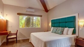 Boca Olas Resort & Villas