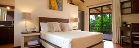 Boca Olas Resort & Villas