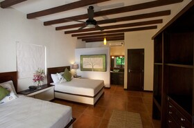 Boca Olas Resort & Villas