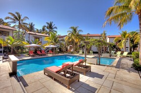 Boca Olas Resort & Villas