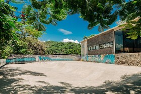 Puro Surf Hotel And Academy
