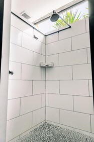 Puro Surf Hotel And Academy