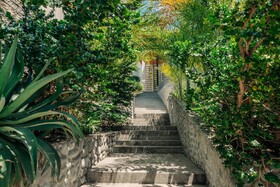 Puro Surf Hotel And Academy