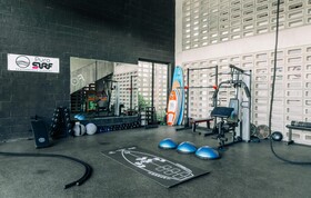 Puro Surf Hotel And Academy