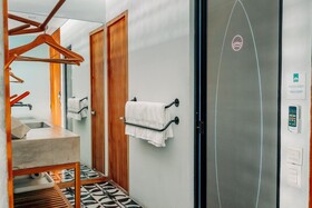 Puro Surf Hotel And Academy