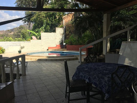 Shalpa Surf Villa