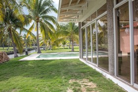 Venecia Marina & Yacht Club