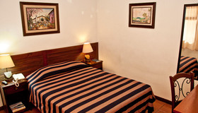 Árbol de Fuego Eco-Hotel