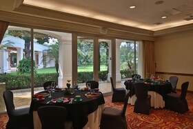 InterContinental San Salvador-Metrocentro Mall