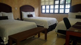 Kal Nawi Hotel