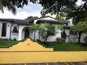 Kal Nawi Hotel