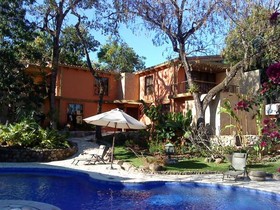 Los Almendros de San Lorenzo