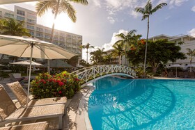 Sonesta Maho Beach Resort & Casino St. Maarten