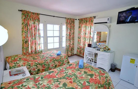 Seaview Beach Hotel St. Maarten