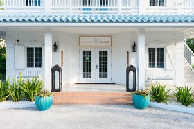 Beach House - Turks & Caicos