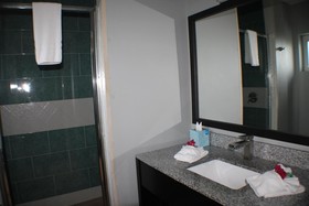 Grace Bay Suites