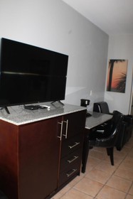 Grace Bay Suites