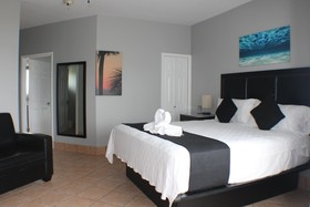Grace Bay Suites