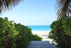 Grace Bay Suites