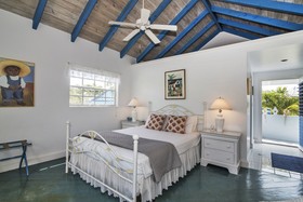 Grace Bay Beach Ocean Villas