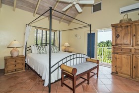 Grace Bay Beach Ocean Villas