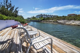 Grace Bay Beach Ocean Villas