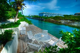 Grace Bay Beach Ocean Villas