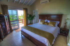 Grace Bay Beach Ocean Villas