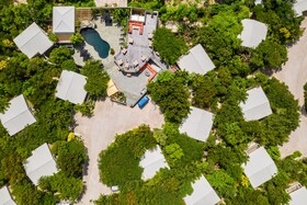 Kokomo Botanical Resort