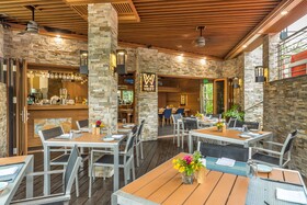 Kokomo Botanical Resort