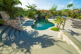 Kokomo Botanical Resort