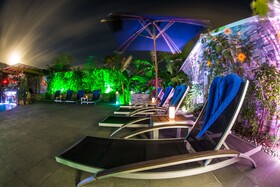 Kokomo Botanical Resort