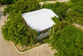 Kokomo Botanical Resort