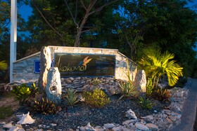 Kokomo Botanical Resort