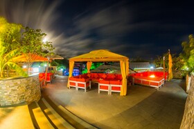 Kokomo Botanical Resort