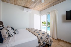 Sea Foam Villa