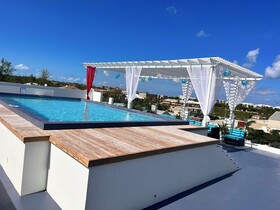 The Suites at Mr Grouper's